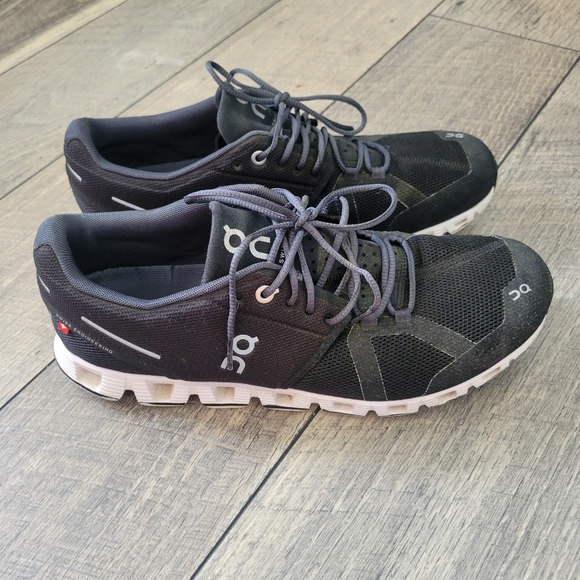 On Running Shoes - ON Running Cloud 5 Black White Shoes Sneaker Woman's Sz 9.5